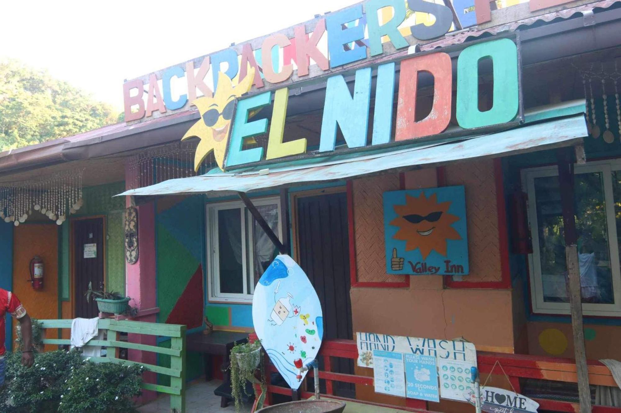 Sun Valley Backpackers Inn El Nido Exterior photo